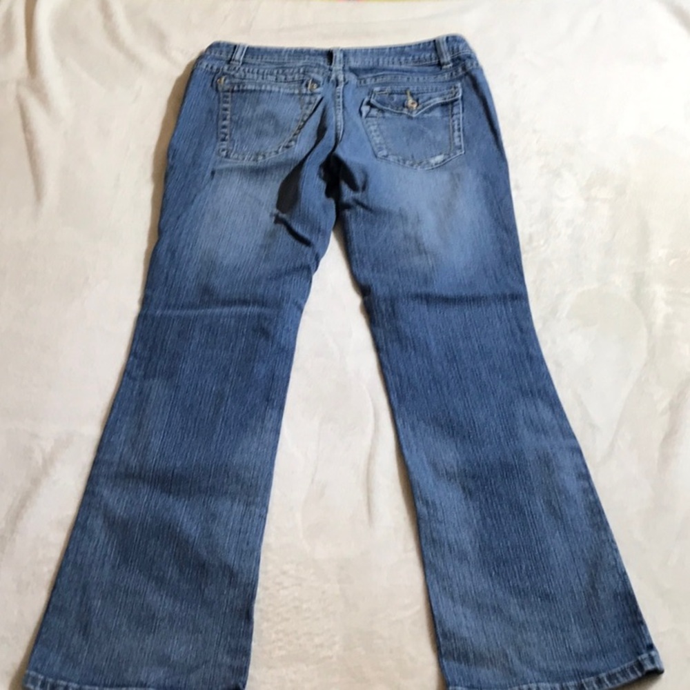 Delia’s Jeans with Zip Pockets - Picture 9 of 9